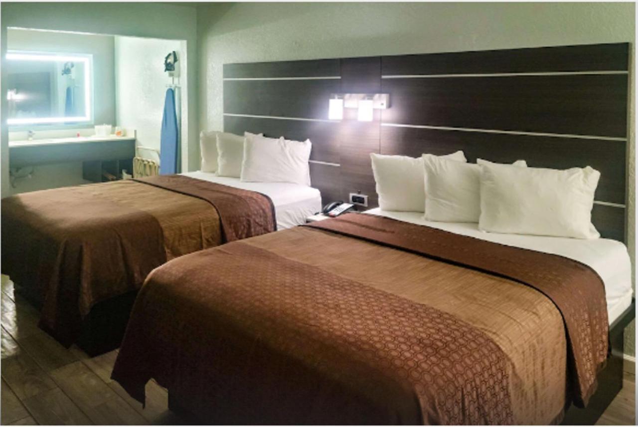 Econo Lodge Inn & Suites Near Lackland Afb San Antonio Zewnętrze zdjęcie