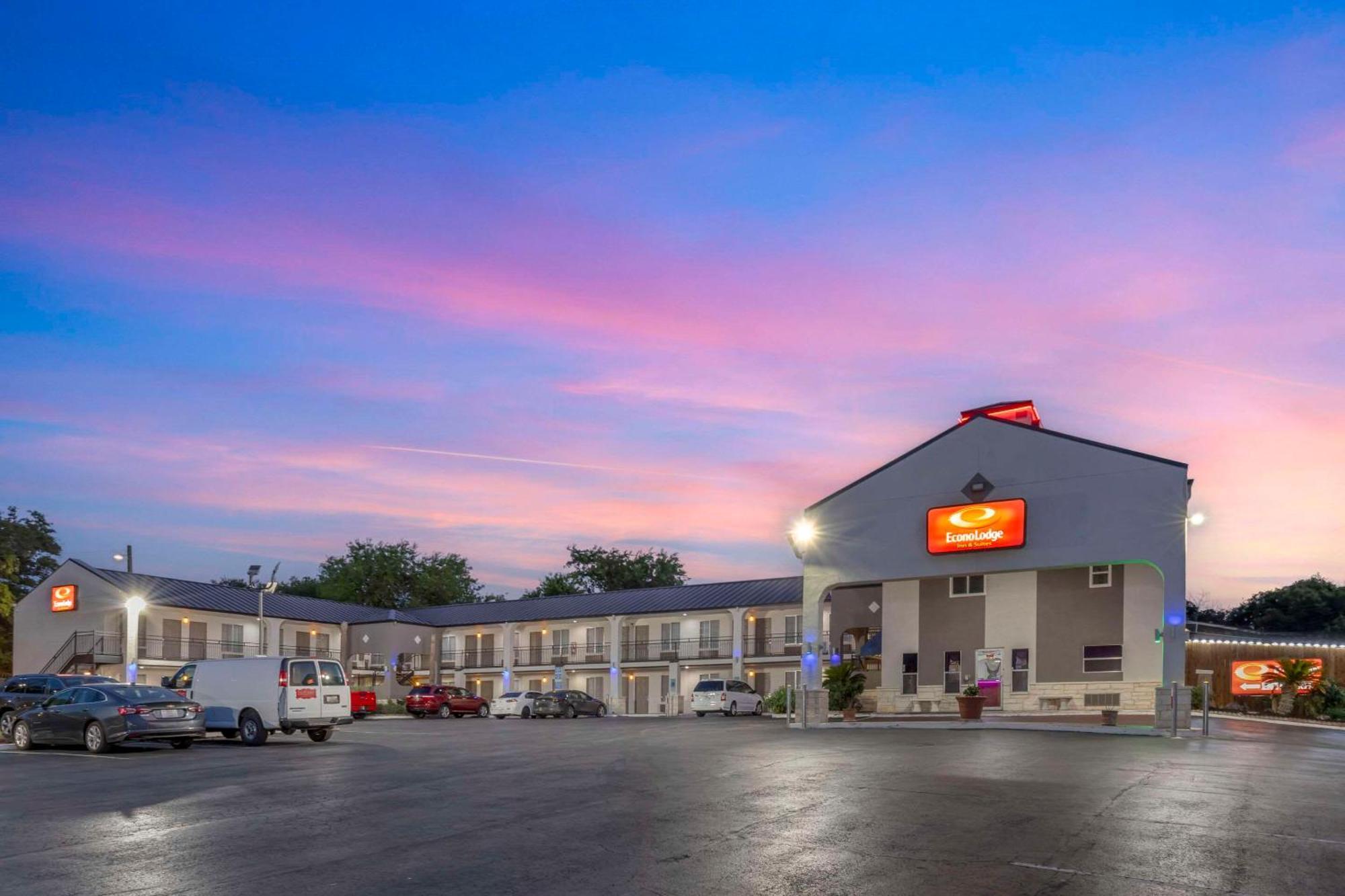 Econo Lodge Inn & Suites Near Lackland Afb San Antonio Zewnętrze zdjęcie